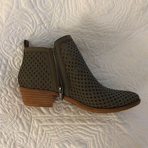 Lucky Brand Bootie | Size 7.5